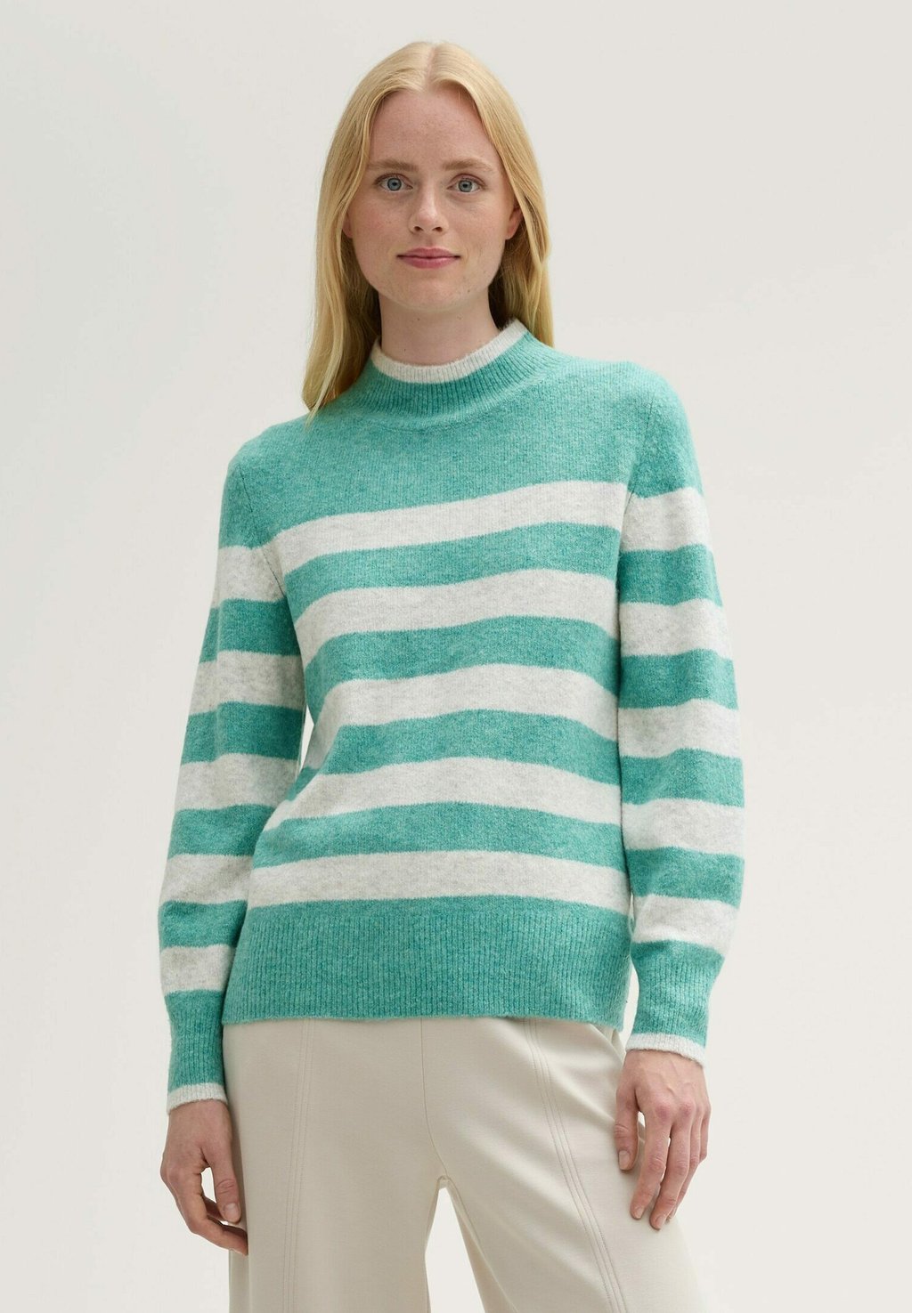 Джемпер TOM TAILOR DENIM, светло-зеленый
Джемпер TOM TAILOR DENIM, светло-зеленый