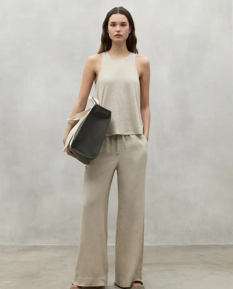 Женские палаццо брюки с резинкой на поясе и шнурком для регулировки Ecoalf, бежевый
Женские палаццо брюки с резинкой на поясе и шнурком для регулировки Ecoalf, бежевый