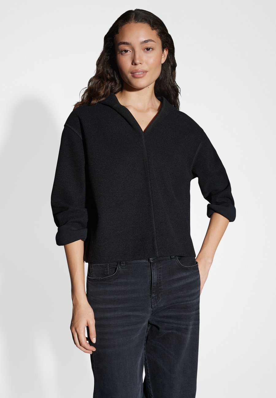 Худи OPUS WIDE BOXY FIT, Black
Худи OPUS WIDE BOXY FIT, Black