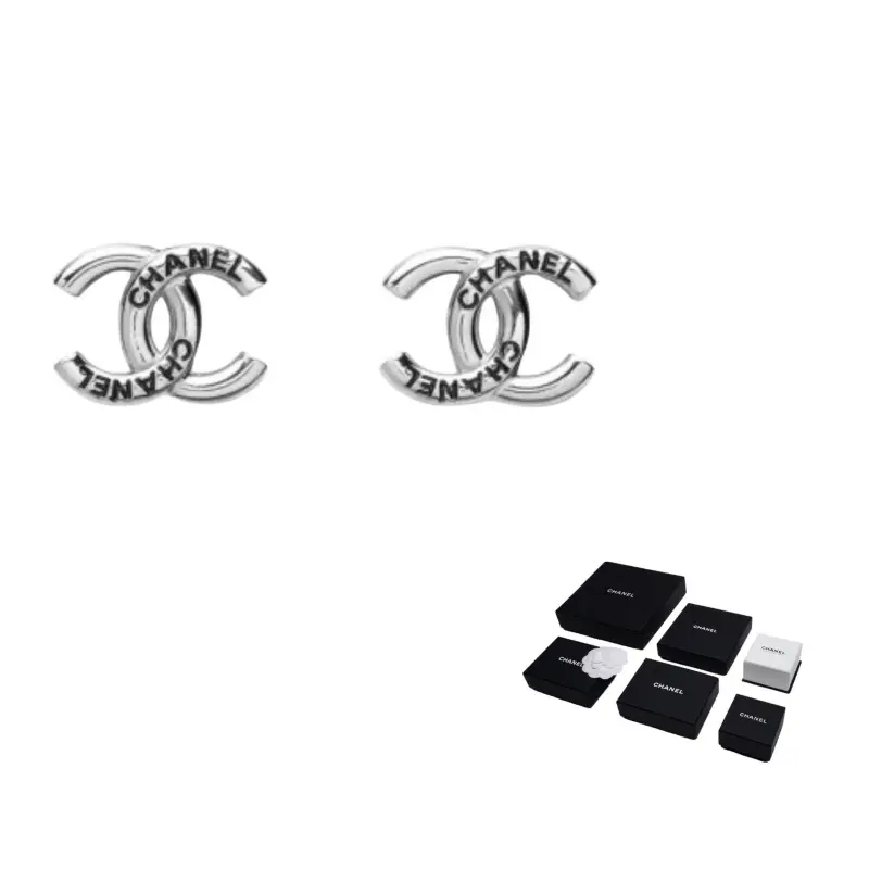 Chanel Серьги-гвоздики женские, серебряные
Chanel Серьги-гвоздики женские, серебряные