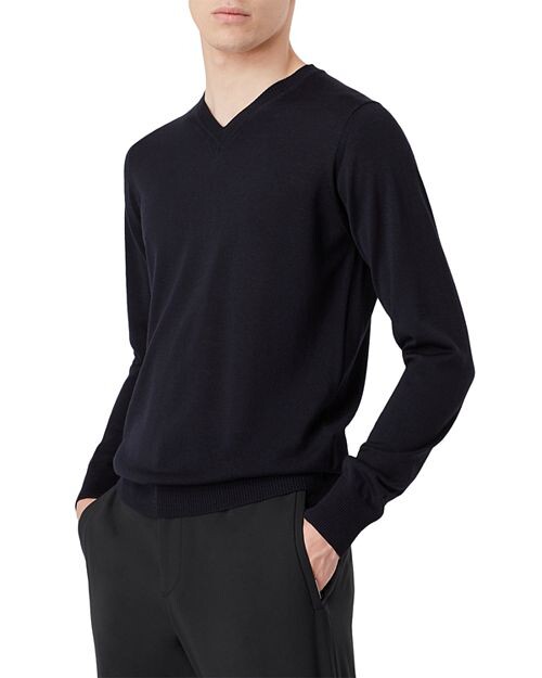 Шерстяной однотонный свитер узкого кроя Armani с V-образным вырезом Emporio Armani, цвет Blue
Шерстяной однотонный свитер узкого кроя Armani с V-образным вырезом Emporio Armani, цвет Blue