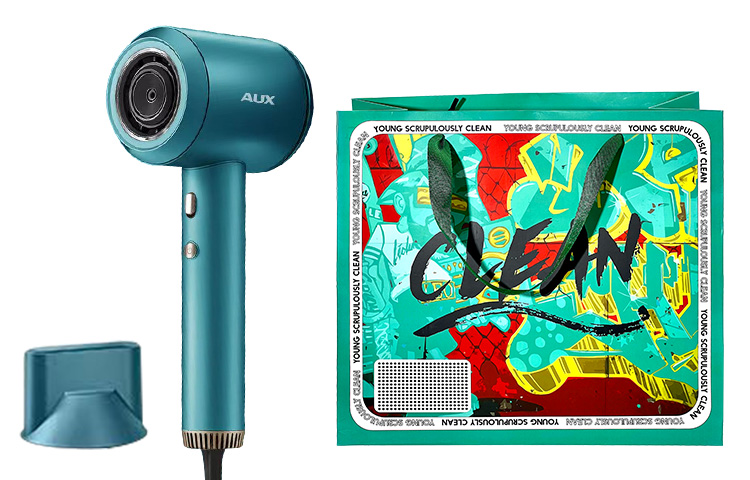 Фен для волос Aux, Peacock Blue (Bounty Hunter Gift Bag)
Фен для волос Aux, Peacock Blue (Bounty Hunter Gift Bag)