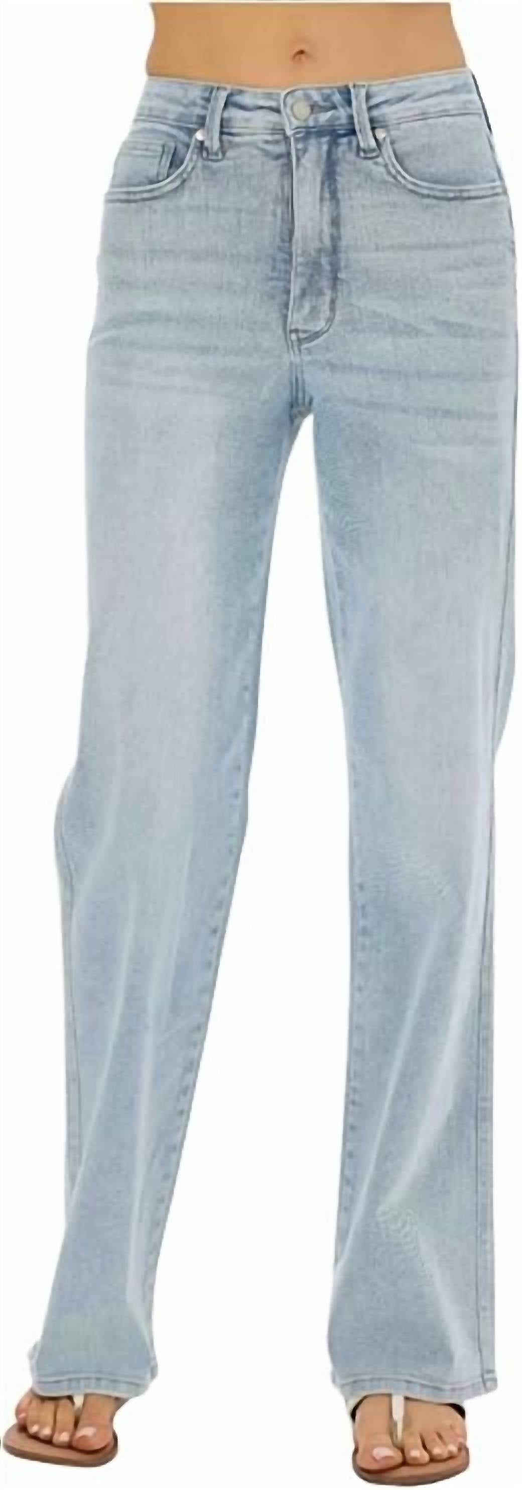 Джинсы прямого кроя с высокой посадкой и контролем по фигуре в винтажном стиле Judy Blue, цвет vintage wash
Джинсы прямого кроя с высокой посадкой и контролем по фигуре в винтажном стиле Judy Blue, цвет vintage wash