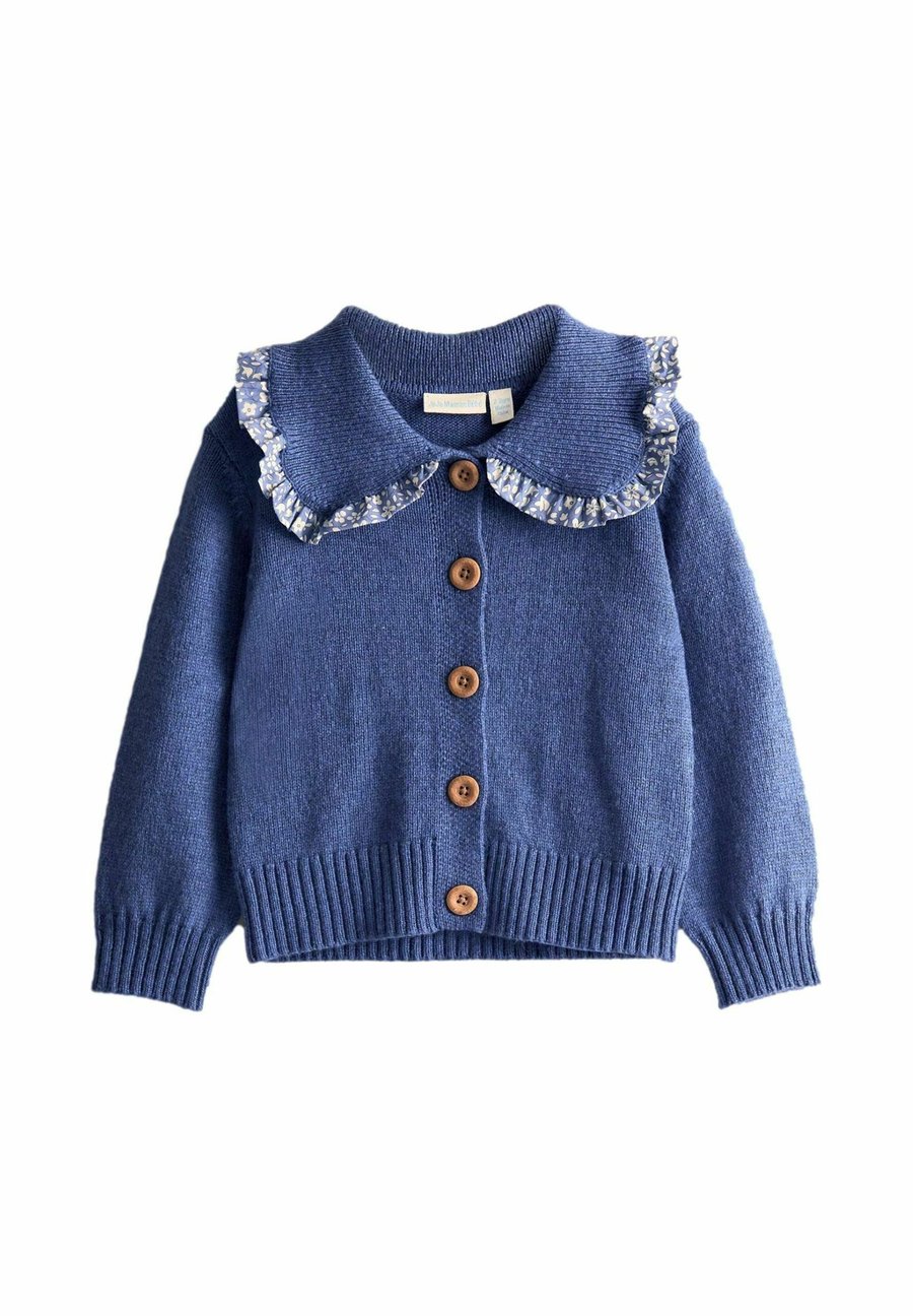 Кардиган JoJo Maman Bébé REGULAR FIT FLORAL FRILL COLLAR, Blue
Кардиган JoJo Maman Bébé REGULAR FIT FLORAL FRILL COLLAR, Blue
