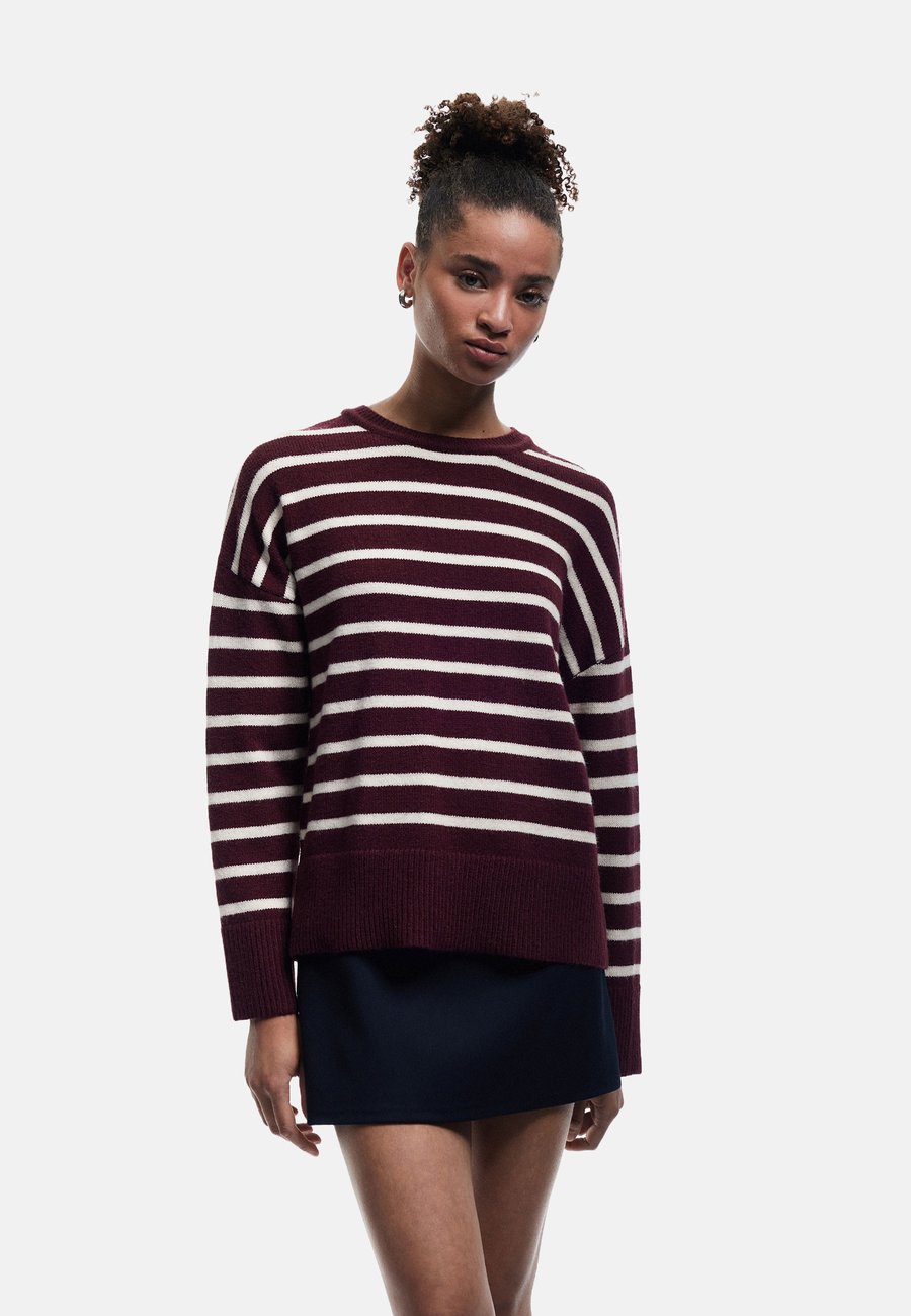 Джемпер Koton SWEATER, Bordeaux
Джемпер Koton SWEATER, Bordeaux