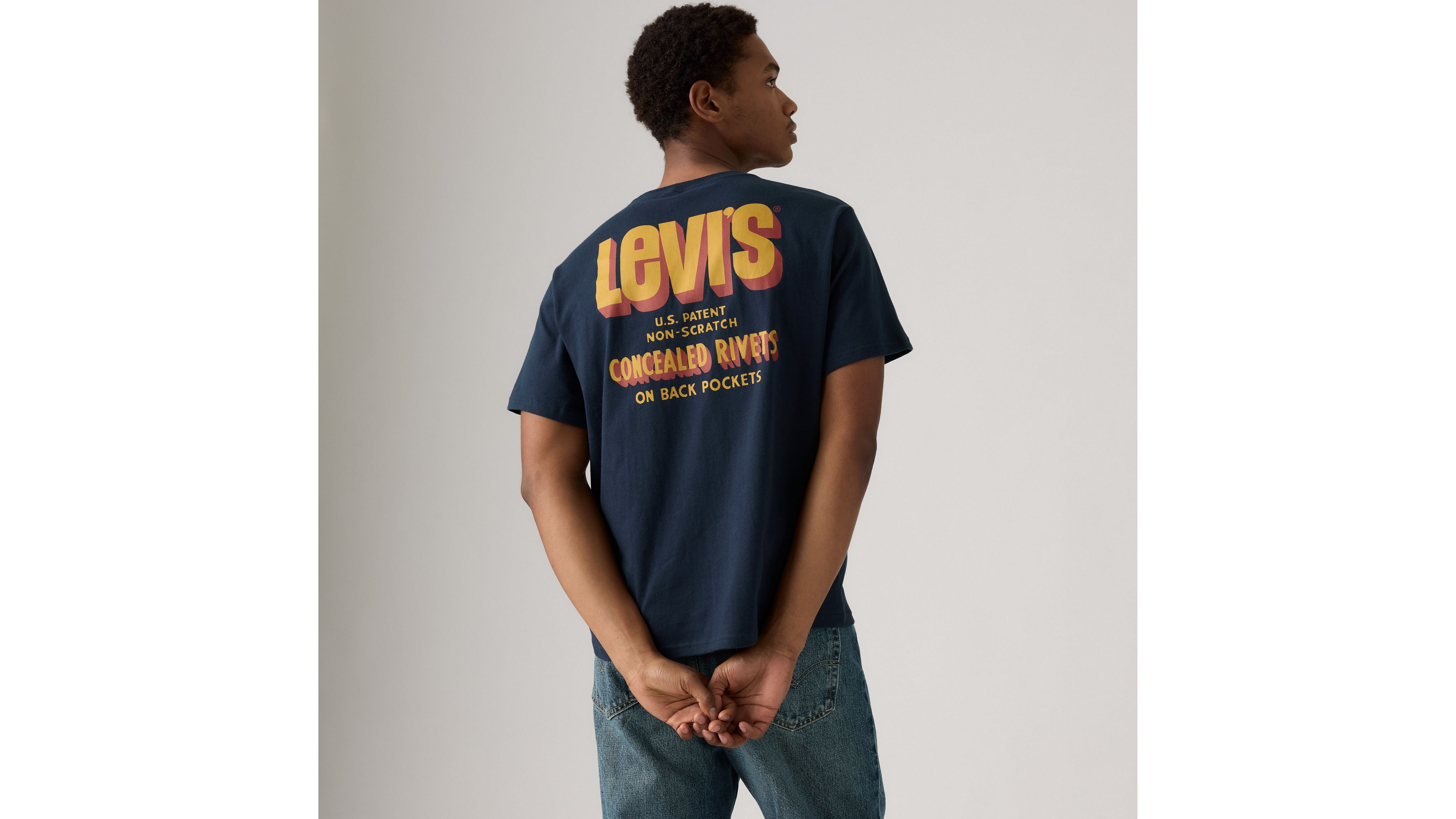 Футболка свободного кроя с короткими рукавами и принтом Levi's, Two Horse Traders Navy Blazer - Blue
Футболка свободного кроя с короткими рукавами и принтом Levi's, Two Horse Traders Navy Blazer - Blue