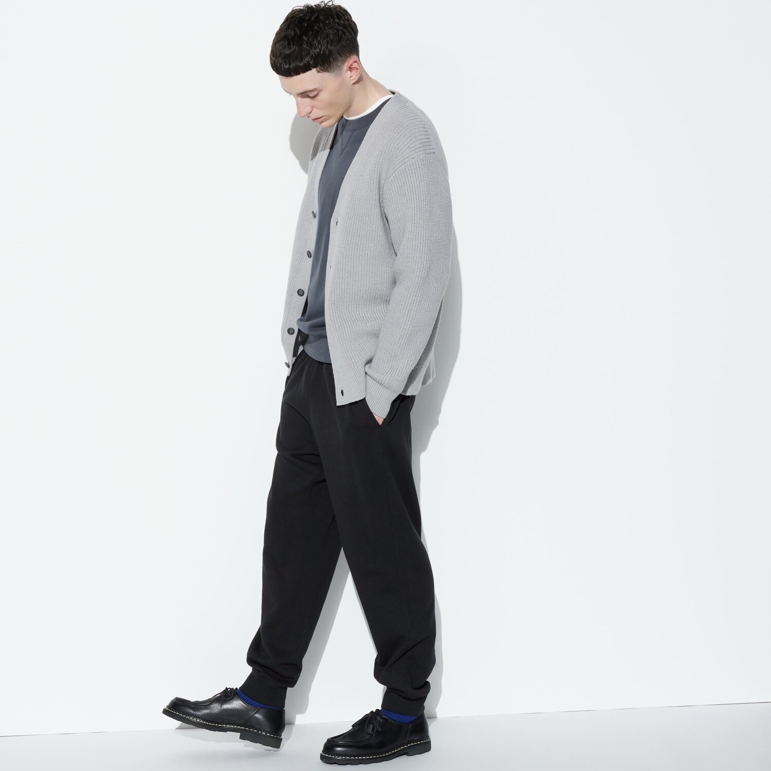 Спортивные штаны (длина 68-74см) UNIQLO, черный 
Спортивные штаны (длина 68-74см) UNIQLO, черный