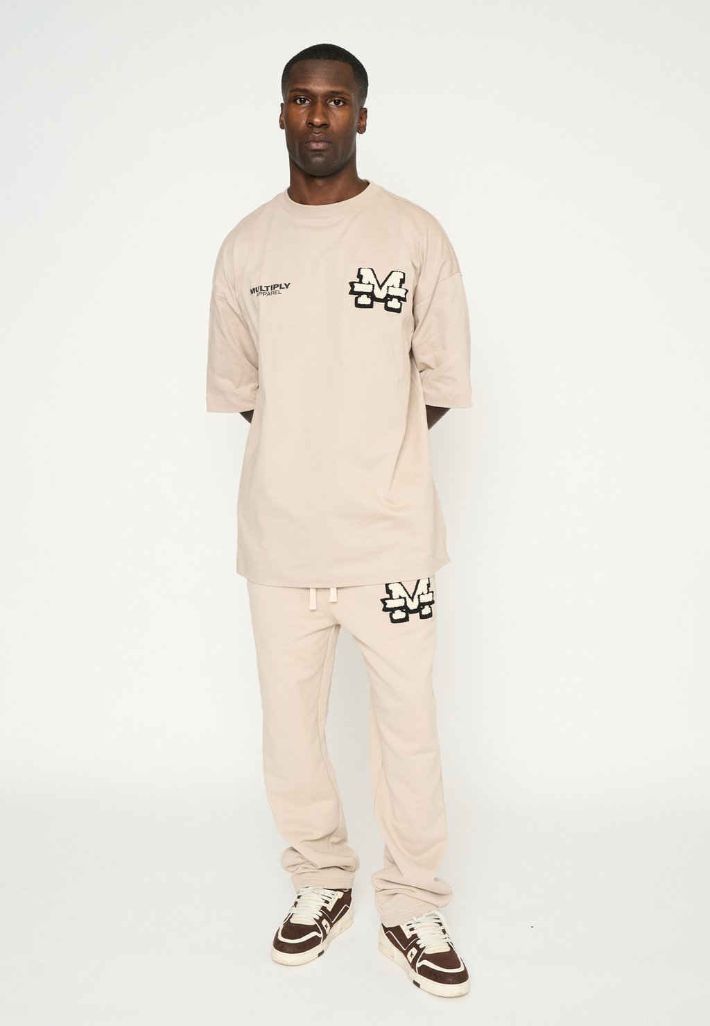 Спортивные брюки JOGGER SQUAD Multiply Apparel, серо-коричневый 
Спортивные брюки JOGGER SQUAD Multiply Apparel, серо-коричневый