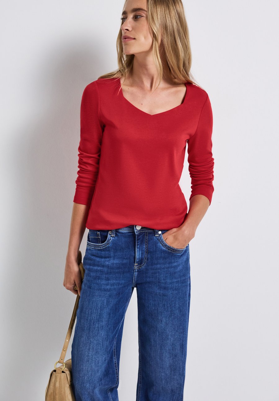 Топ Street One Long sleeved top, Rot/Red
Топ Street One Long sleeved top, Rot/Red