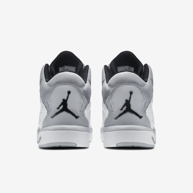 Кроссовки Jordan New School, белый
Кроссовки Jordan New School, белый