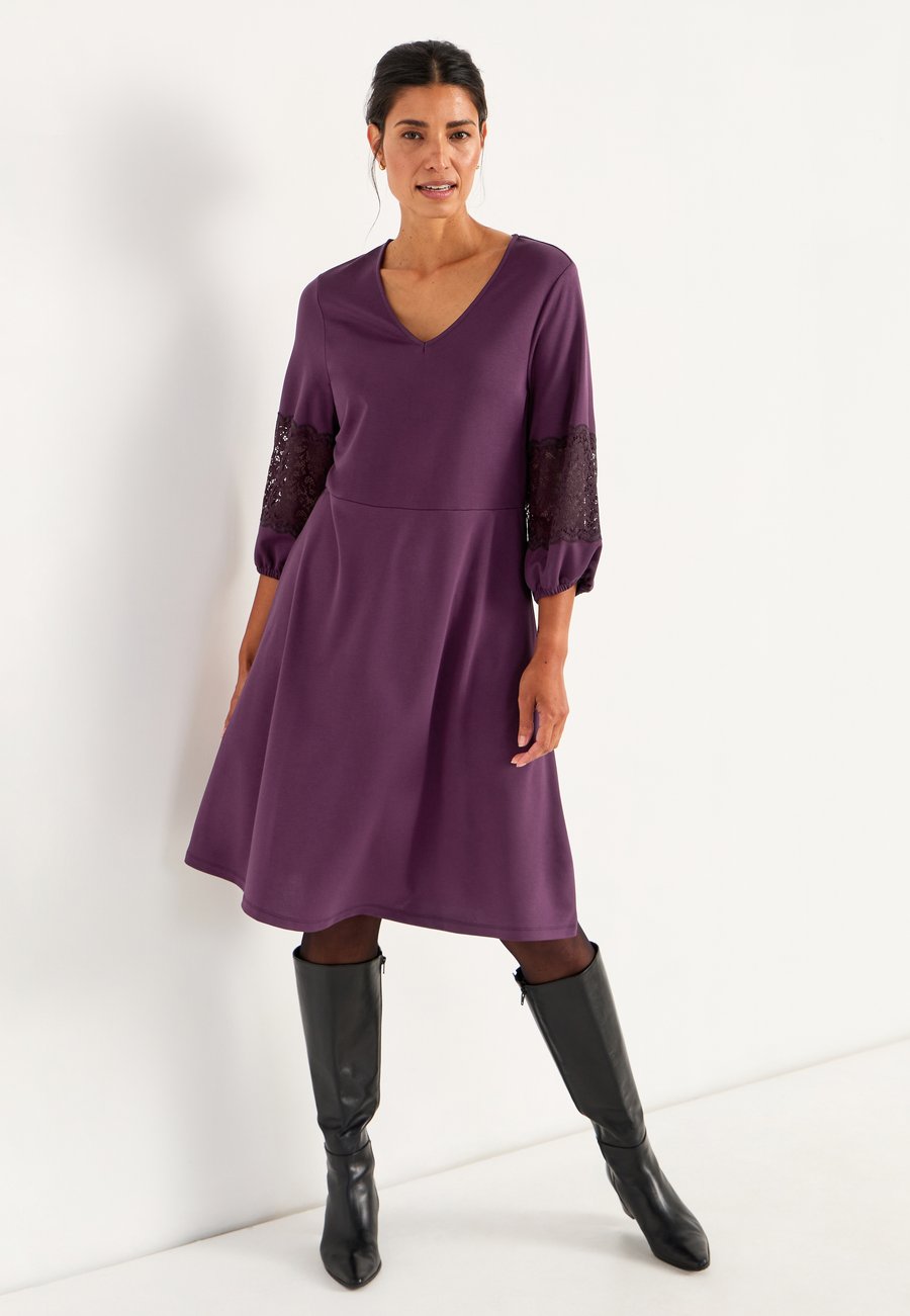 Платье Cellbes of Sweden Day dress, Dark Purple/Purple
Платье Cellbes of Sweden Day dress, Dark Purple/Purple