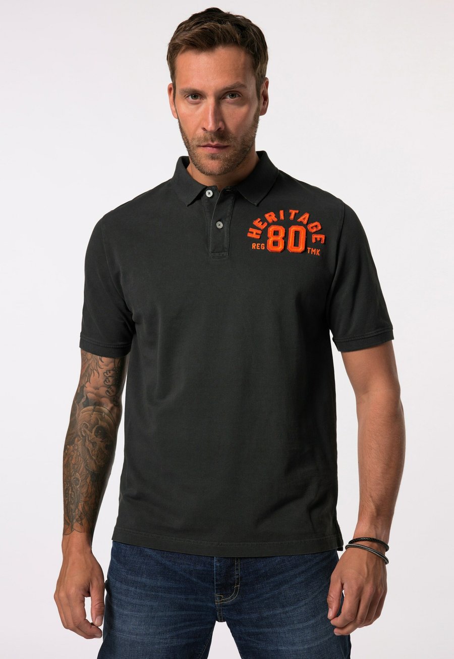 Поло JP1880 SHORT SLEEVE VINTAGE LOOK, Graphite/Mottled Dark Grey, Серый, Поло JP1880 SHORT SLEEVE VINTAGE LOOK, Graphite/Mottled Dark Grey
Поло JP1880 SHORT SLEEVE VINTAGE LOOK, Graphite/Mottled Dark Grey, Серый, Поло JP1880 SHORT SLEEVE VINTAGE LOOK, Graphite/Mottled Dark Grey