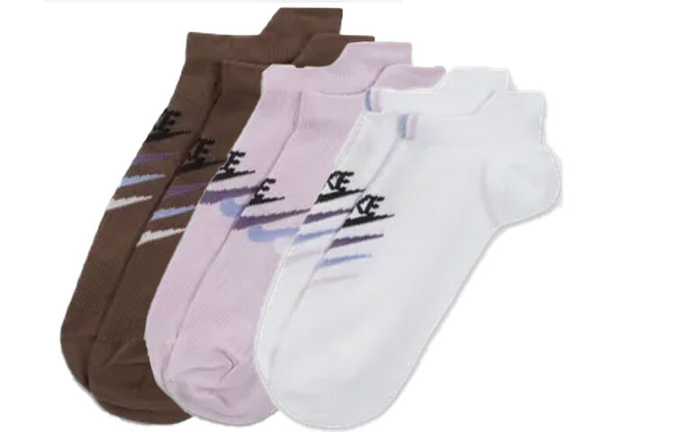 Женские носки до щиколотки Nike
Женские носки до щиколотки Nike