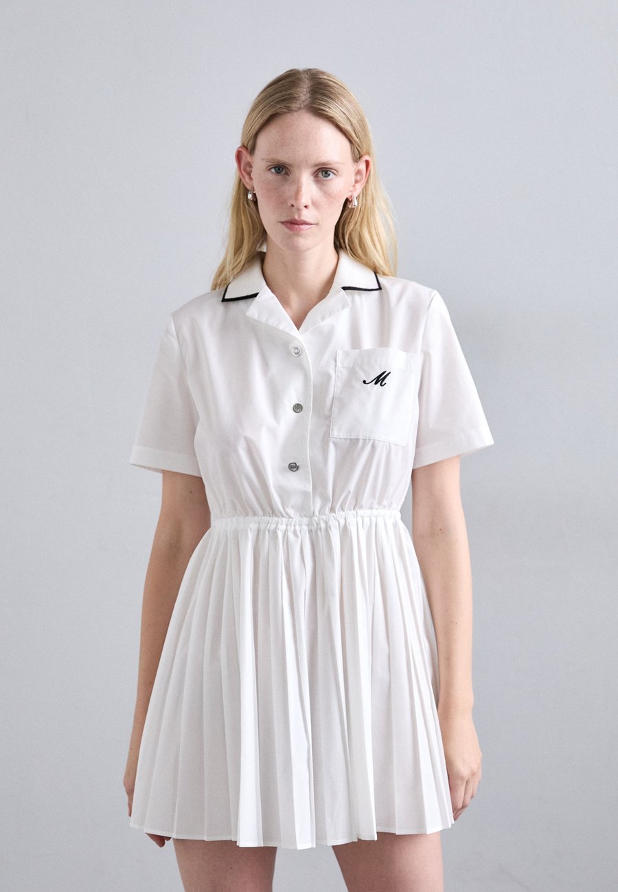 Платье Maje RIPLITANIS, Blanc/White
Платье Maje RIPLITANIS, Blanc/White