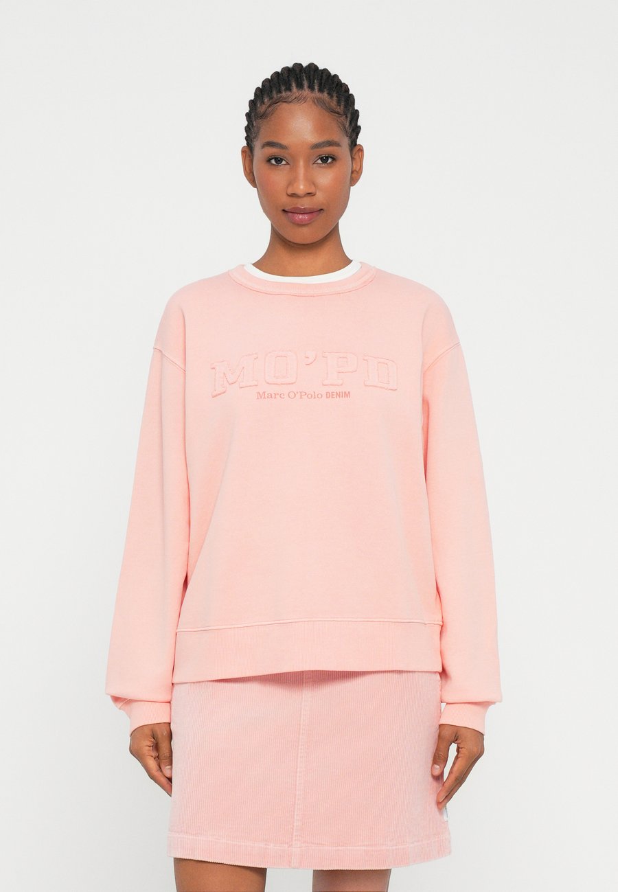 Толстовка Marc O'Polo DENIM CREW NECK, Rose Powder/Light Pink
Толстовка Marc O'Polo DENIM CREW NECK, Rose Powder/Light Pink