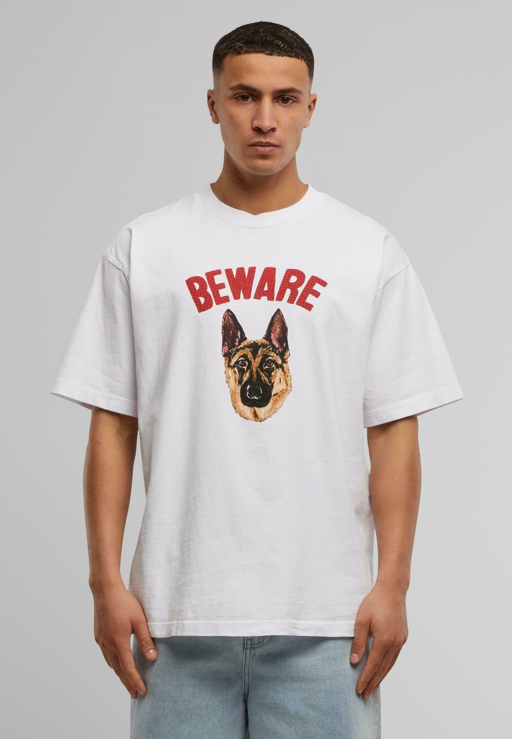 Рубашка с принтом BEWARE SIGN Market, белый 
Рубашка с принтом BEWARE SIGN Market, белый