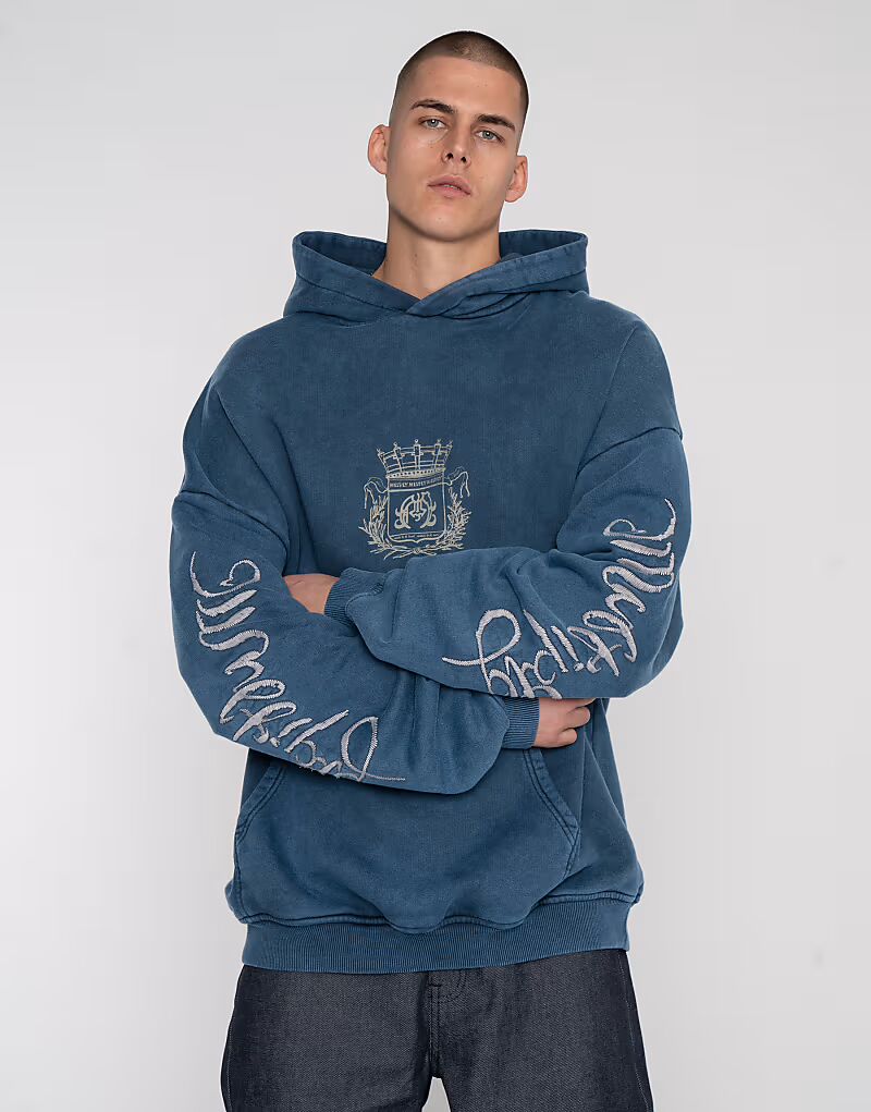 Multiply Apparel - Royalty - Толстовка свободного кроя в королевском синем цвете
Multiply Apparel - Royalty - Толстовка свободного кроя в королевском синем цвете