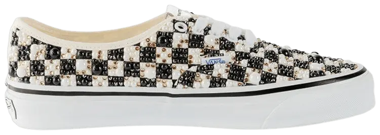 Кроссовки Mattias Gollin x Vans Authentic LX, белый
Кроссовки Mattias Gollin x Vans Authentic LX, белый