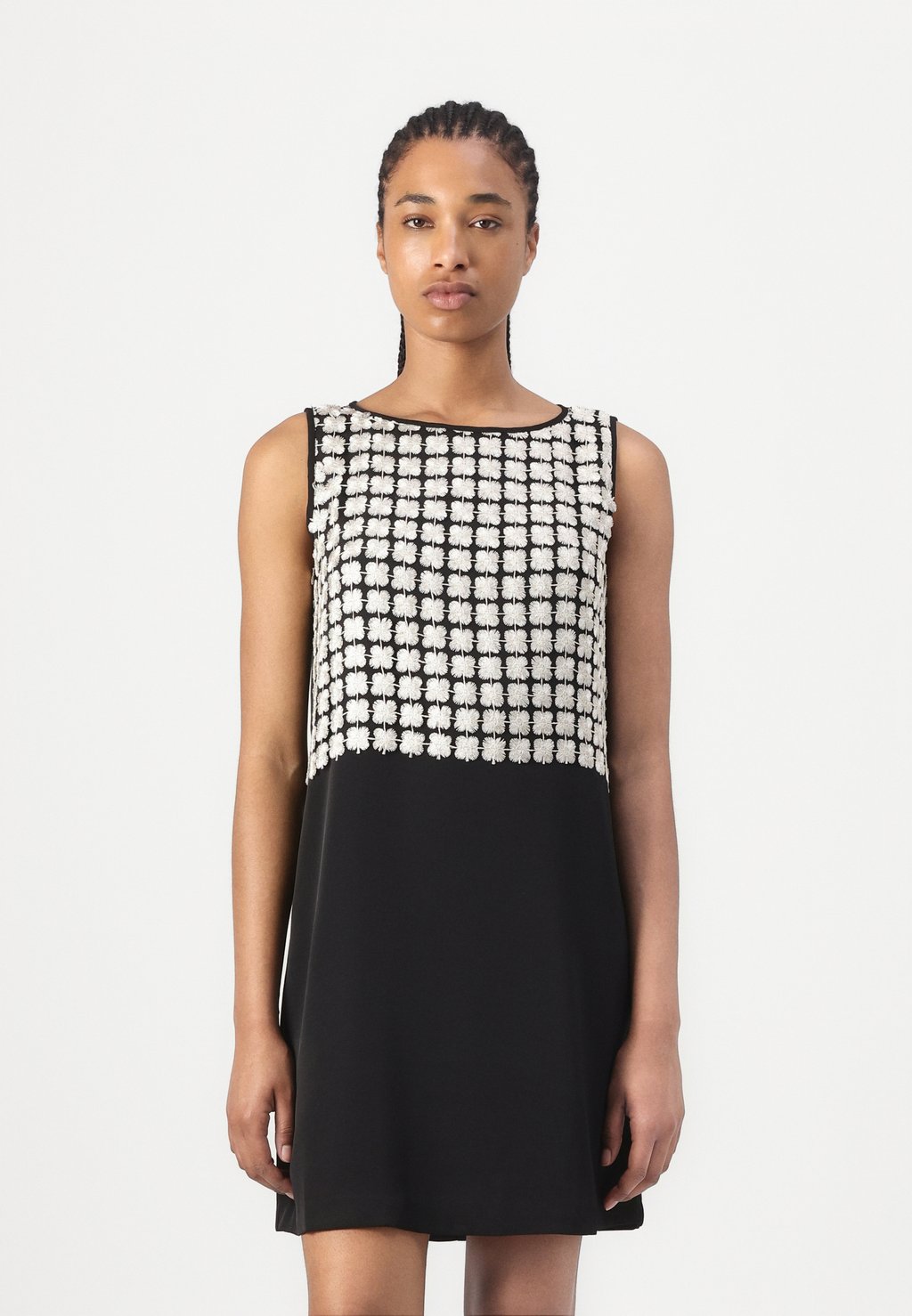 Коктейльное/вечернее платье HEDYSCEPEBBNAYJA DRESS Bruuns Bazaar, черный
Коктейльное/вечернее платье HEDYSCEPEBBNAYJA DRESS Bruuns Bazaar, черный