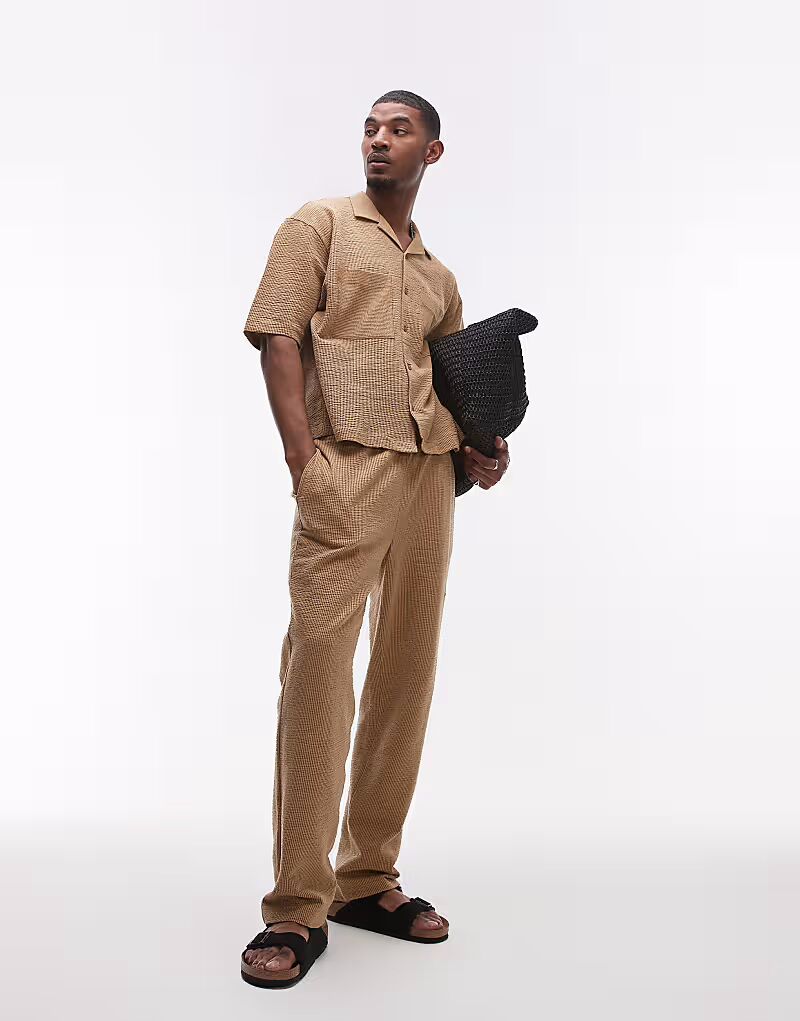 Прямые джоггеры Topman в горчично-желтую полоску
Прямые джоггеры Topman в горчично-желтую полоску