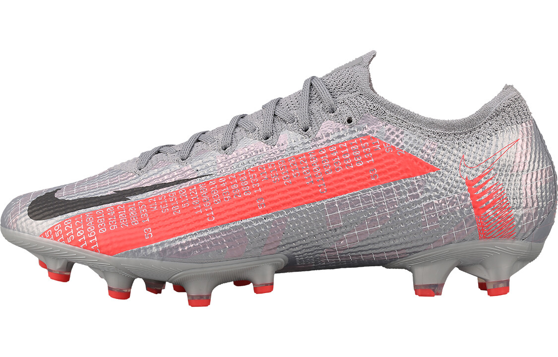 Футбольные кроссовки унисекс Nike Mercurial Vapor 13
Футбольные кроссовки унисекс Nike Mercurial Vapor 13