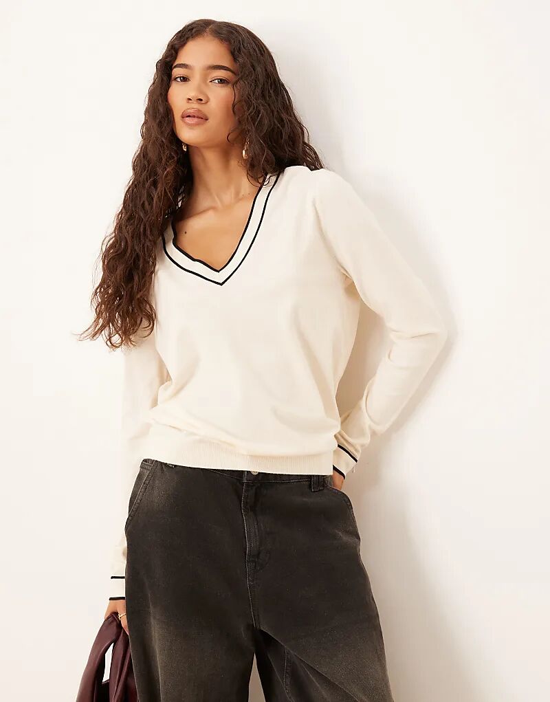 Вязаный джемпер Mango с V-образным вырезом и контрастной отделкой бежевого цвета
Вязаный джемпер Mango с V-образным вырезом и контрастной отделкой бежевого цвета