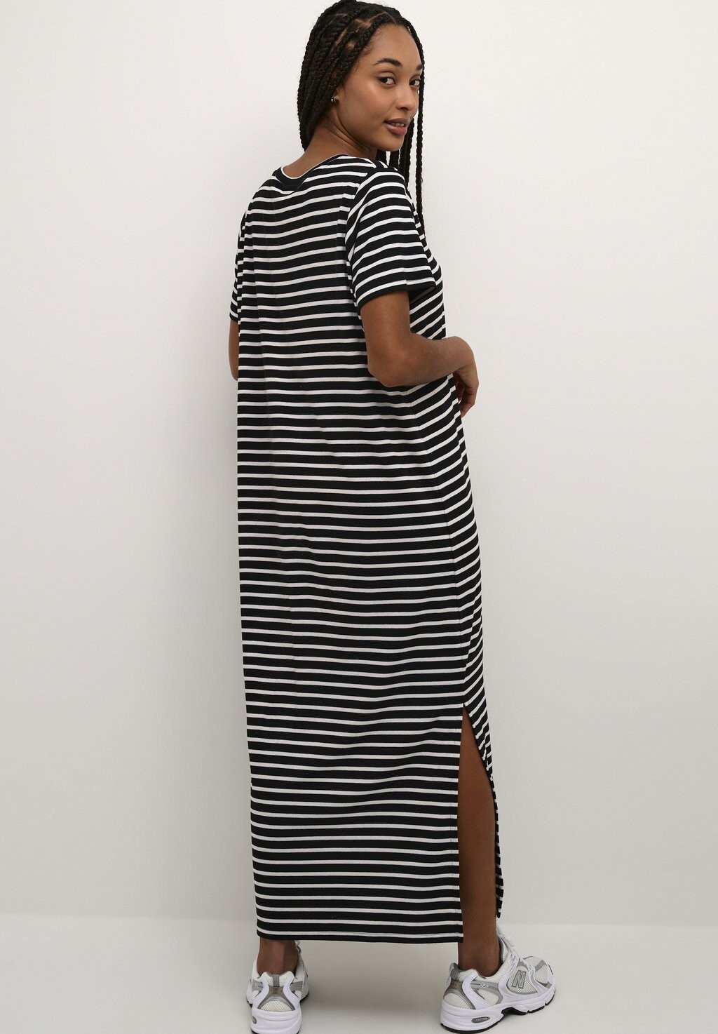 Длинное платье Kaffe
Длинное платье Kaffe