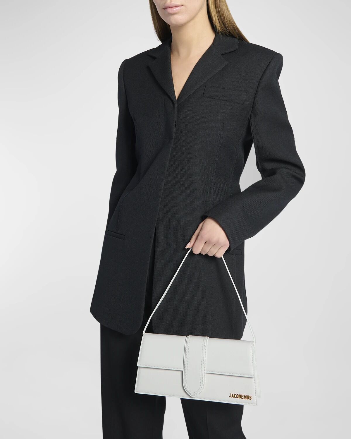 Длинная кожаная сумка через плечо Le Bambino Jacquemus, светло-коричневый
Длинная кожаная сумка через плечо Le Bambino Jacquemus, светло-коричневый