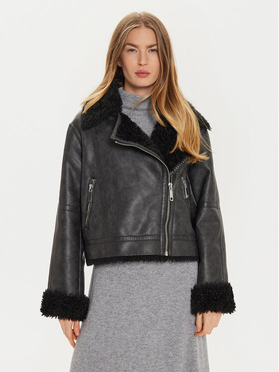 Кожаная куртка обычного кроя 2426086074200 Max&Co., черный
Кожаная куртка обычного кроя 2426086074200 Max&Co., черный