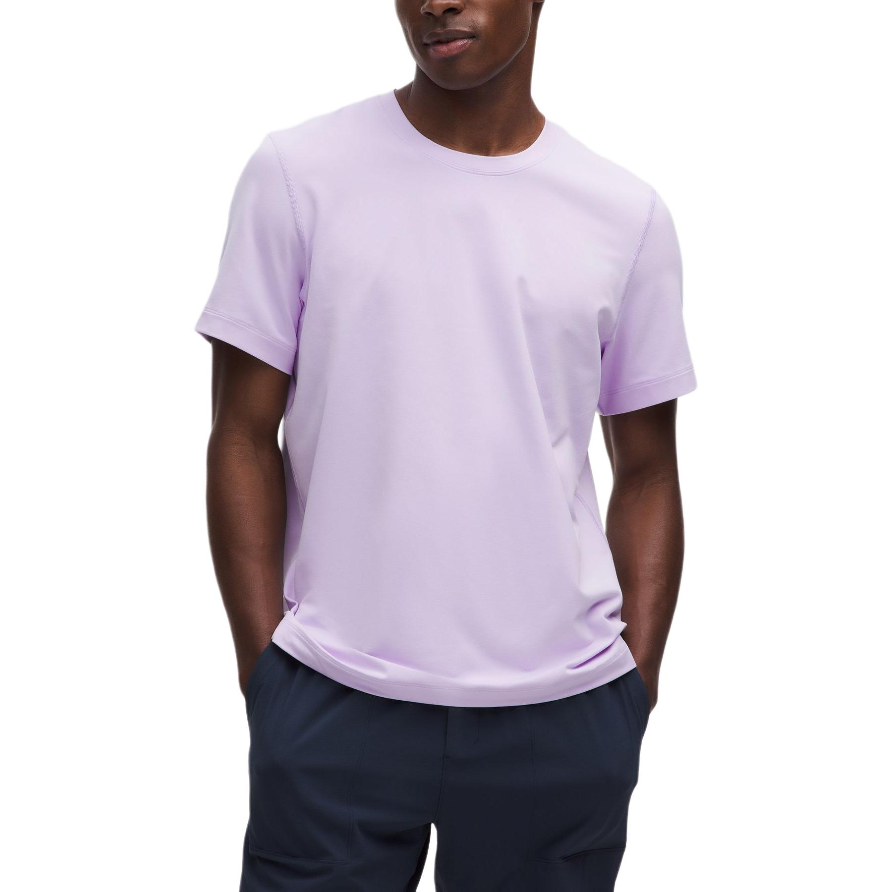 Футболка Soft Jersey мужская, цвет gray eucalyptus Lululemon, лаванда
Футболка Soft Jersey мужская, цвет gray eucalyptus Lululemon, лаванда