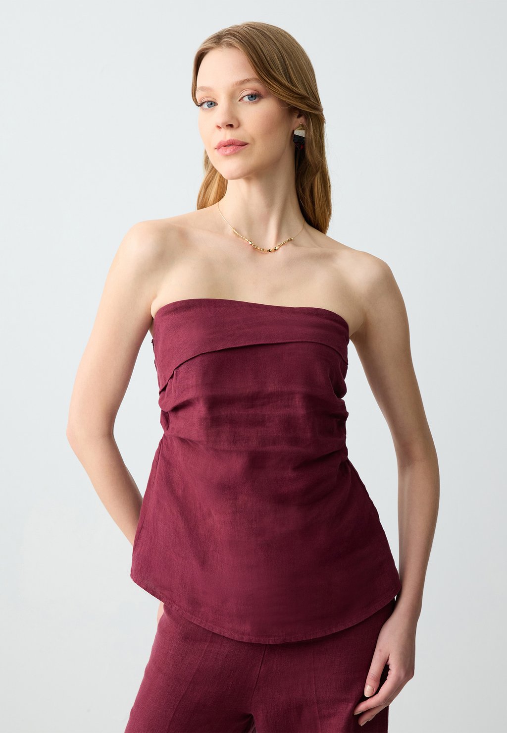 Топ STRAPLESS Jimmy Key, бургундия
Топ STRAPLESS Jimmy Key, бургундия