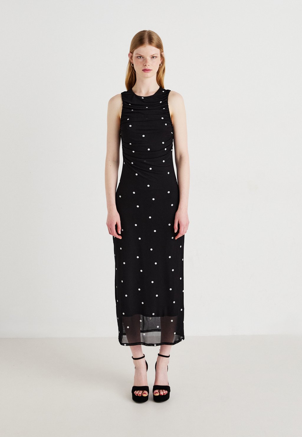 Повседневное платье ONLPARIS DRESS ONLY, черный
Повседневное платье ONLPARIS DRESS ONLY, черный