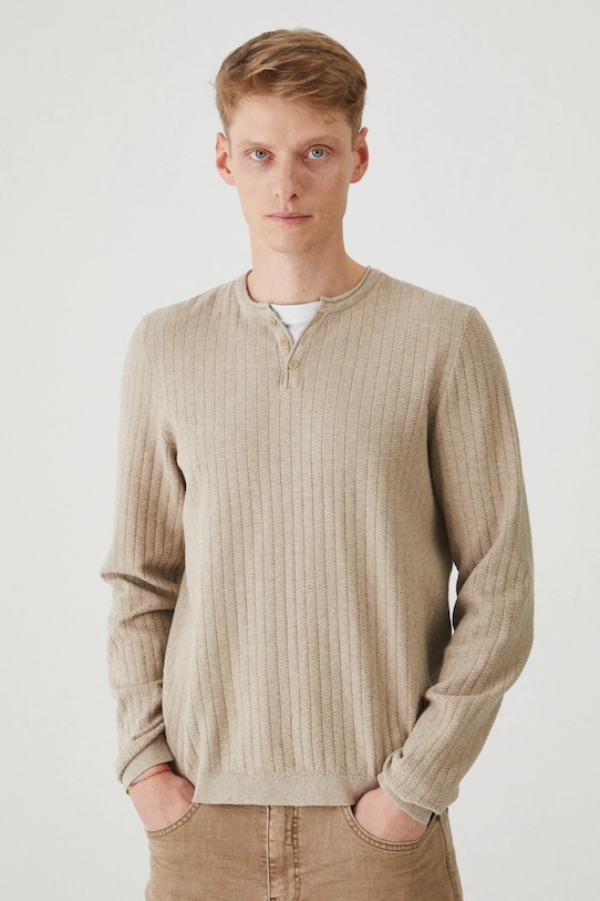 Свитер Medicine, бежевый
Свитер Medicine, бежевый