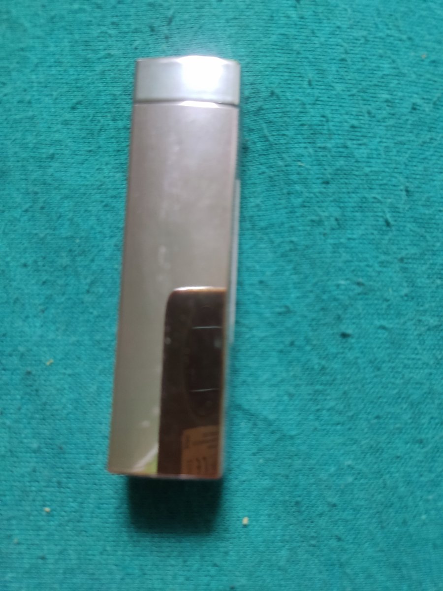 Помада для губ Scarlet Flame Shine 100 Inna marka
Помада для губ Scarlet Flame Shine 100 Inna marka