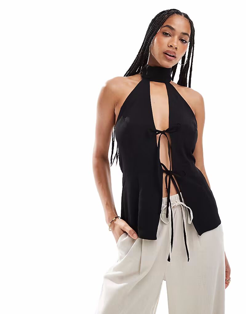 Топ-халтер с завязками ASOS DESIGN черного цвета
Топ-халтер с завязками ASOS DESIGN черного цвета