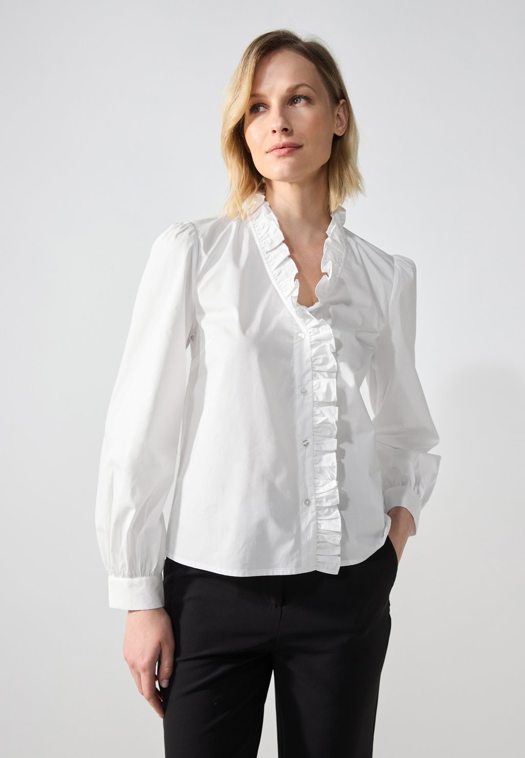 Блузка на пуговицах Anna Field, белый
Блузка на пуговицах Anna Field, белый