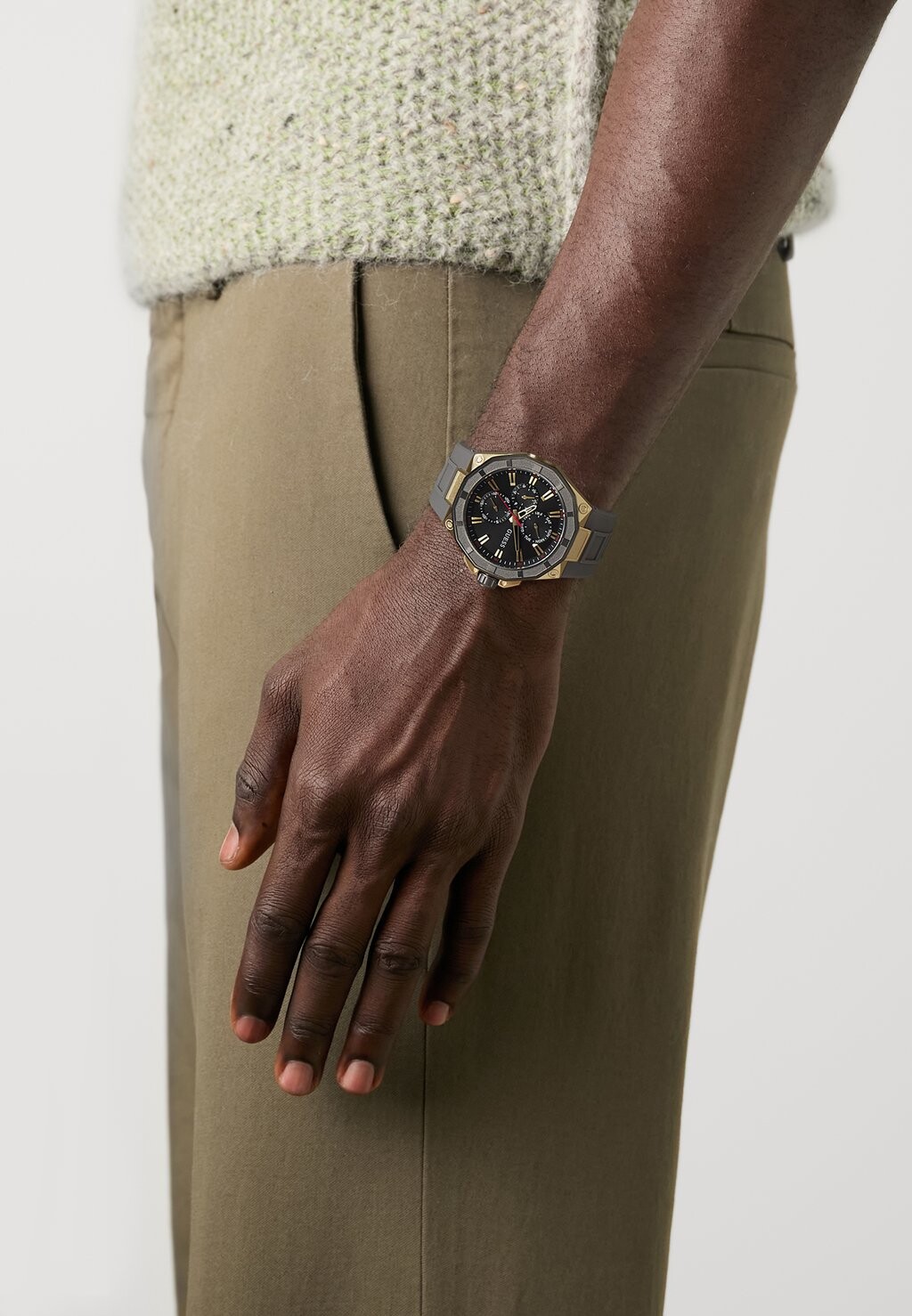 Часы Guess, серый
Часы Guess, серый