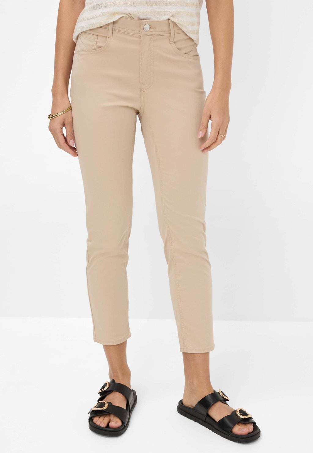 Брюки STYLE CAROLA BRAX, бежевый
Брюки STYLE CAROLA BRAX, бежевый