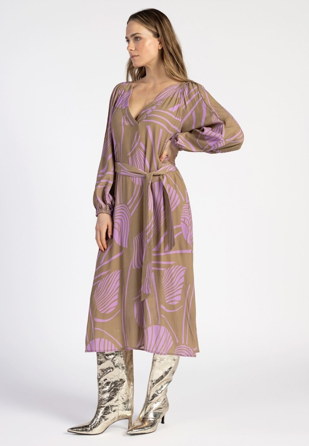 Повседневное платье KRISSY Aaiko, цвет savanna green
Повседневное платье KRISSY Aaiko, цвет savanna green