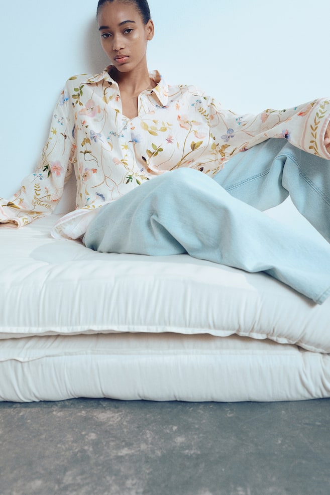 Узорчатая льняная блузка H&M, мультиколор
Узорчатая льняная блузка H&M, мультиколор