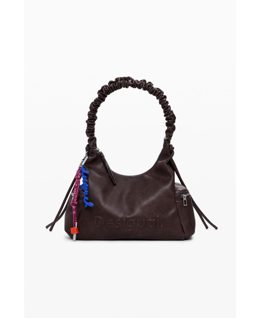 Женская сумка среднего размера с 3D-логотипом и присборенной ручкой Desigual, Dark brown
Женская сумка среднего размера с 3D-логотипом и присборенной ручкой Desigual, Dark brown