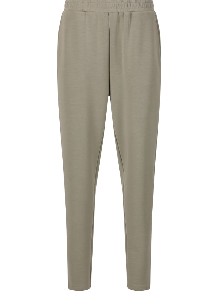 Спортивные штаны Jade in 3120 Shadow Endurance
Спортивные штаны Jade in 3120 Shadow Endurance