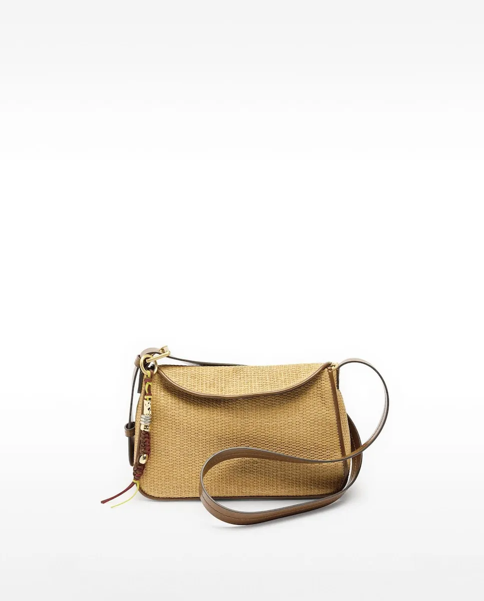 Женская сумка-бандо из эффекта рафии с магнитной застежкой в однотонном исполнении Parfois, коричневый
Женская сумка-бандо из эффекта рафии с магнитной застежкой в однотонном исполнении Parfois, коричневый