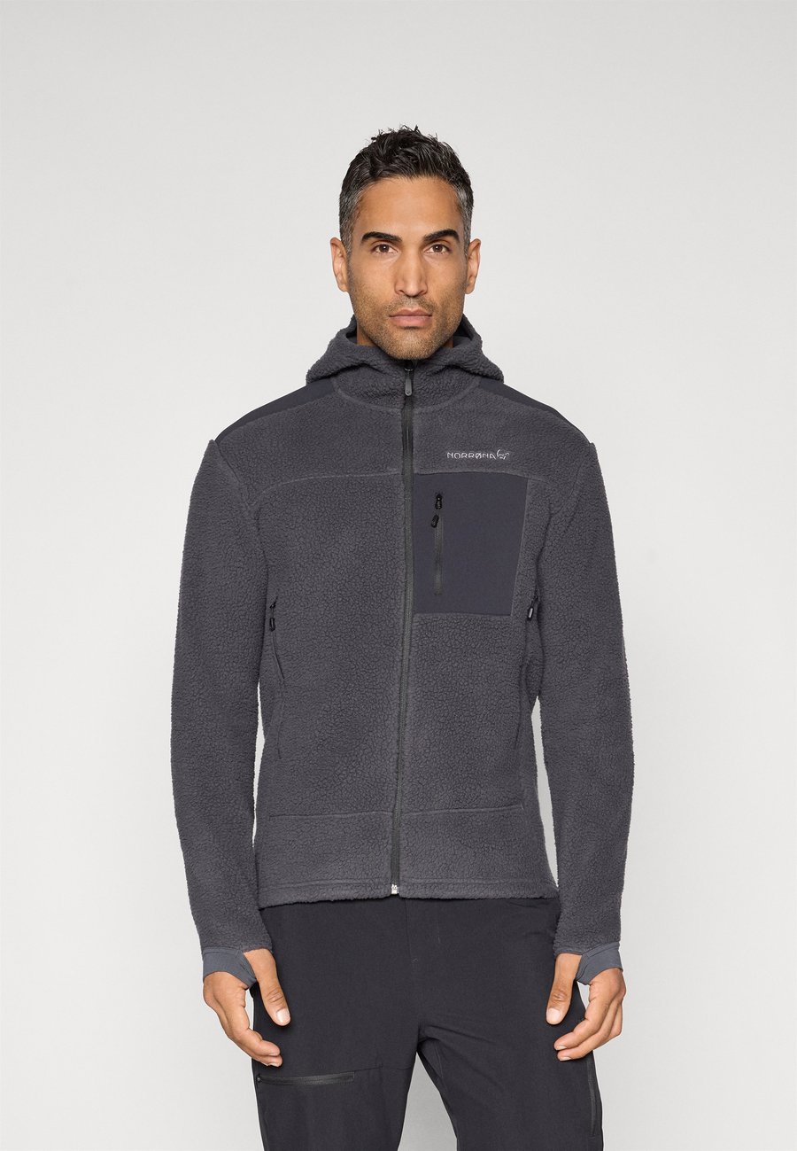 Флисовая куртка Norrøna TROLLVEGGEN ZIP HOOD, Phantom/Dark Grey
Флисовая куртка Norrøna TROLLVEGGEN ZIP HOOD, Phantom/Dark Grey