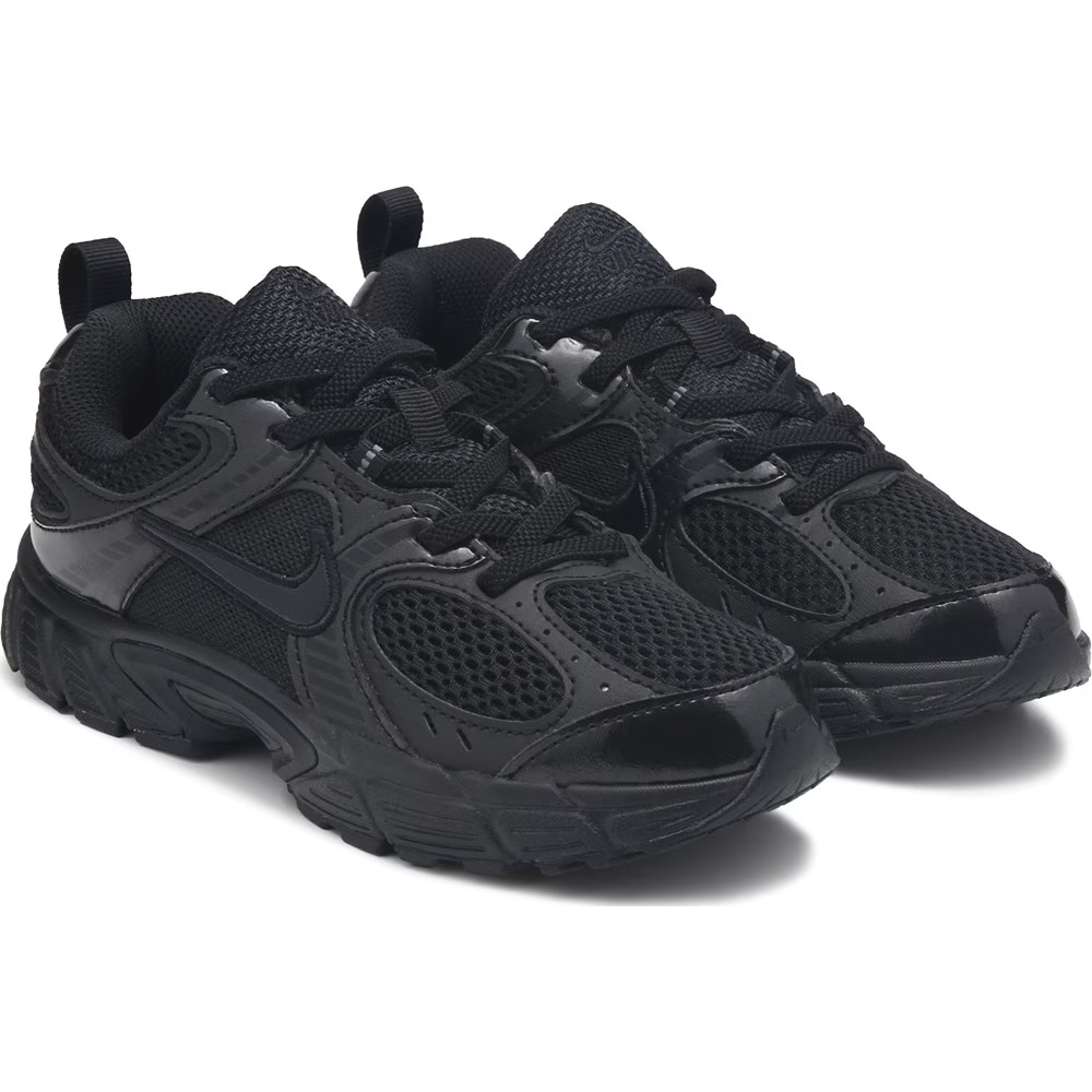 Кроссовки для бега V5 RNR Nike, черный
Кроссовки для бега V5 RNR Nike, черный