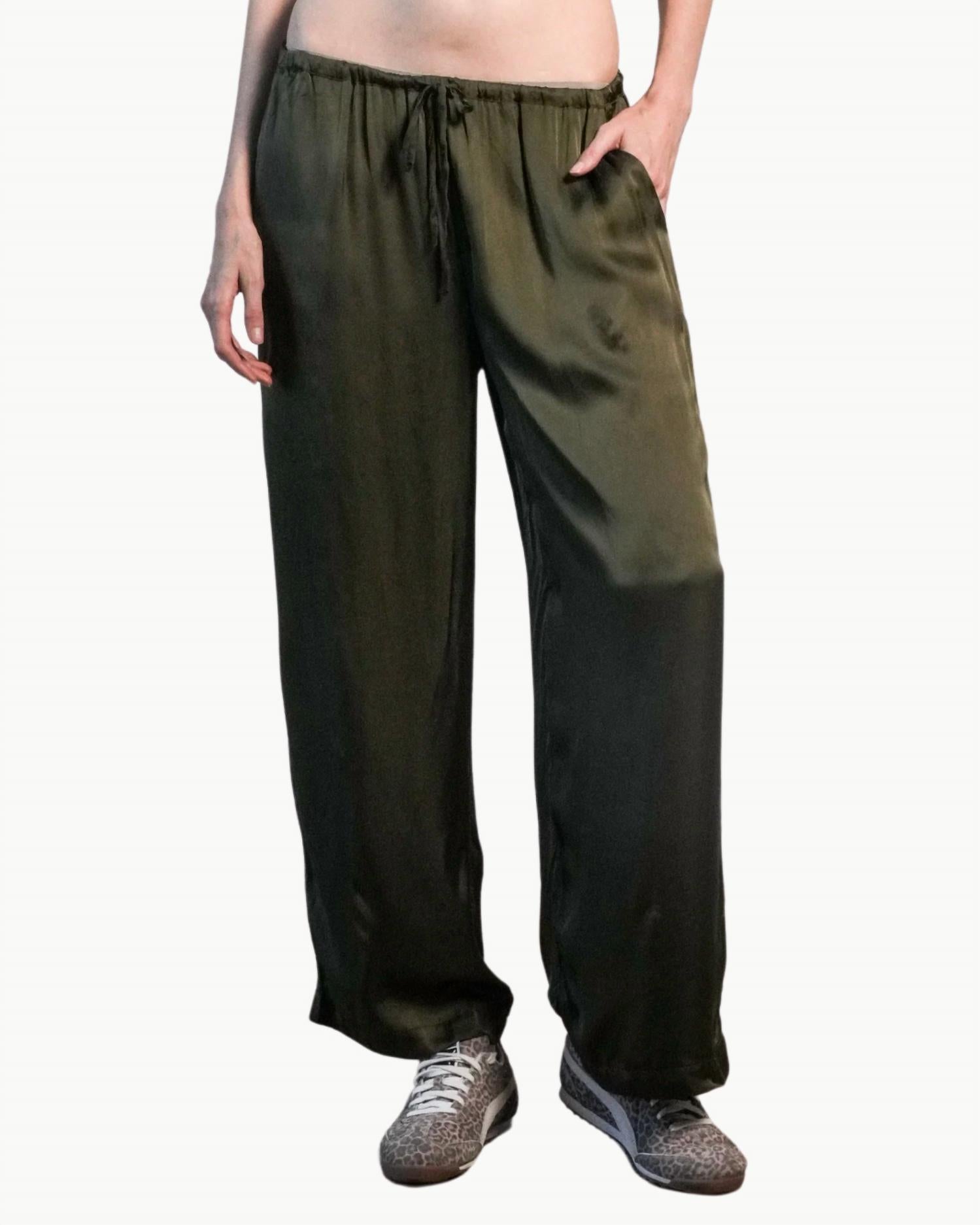 Гринвич брюки на шнурке в оливковом цвете Angel Wings by Lucy
Гринвич брюки на шнурке в оливковом цвете Angel Wings by Lucy