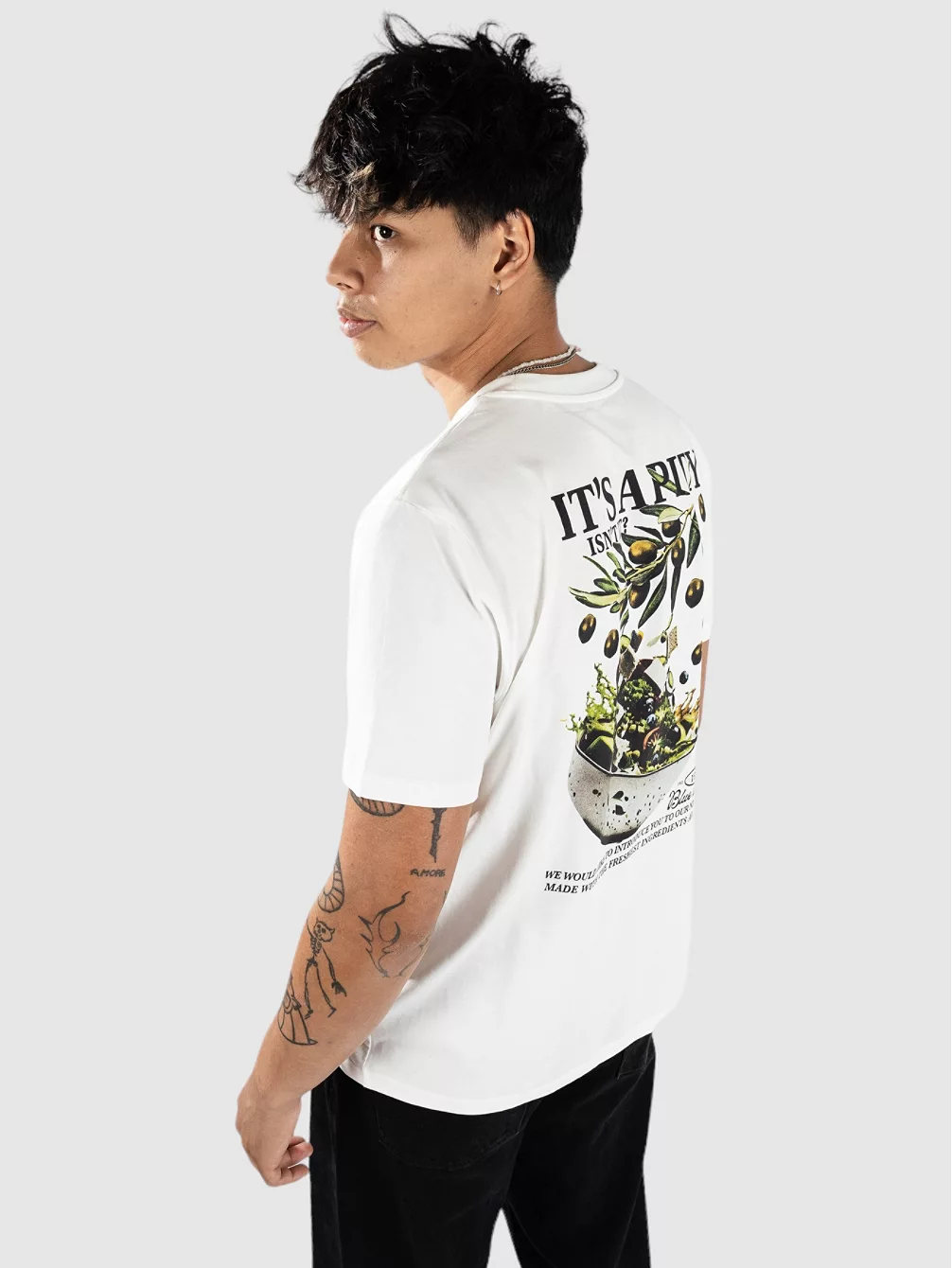 Жалкая футболка Blue Tomato, белый
Жалкая футболка Blue Tomato, белый