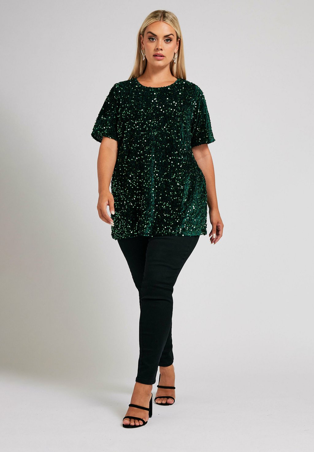 Футболка с принтом SEQUIN Yours Clothing, темно-зеленый
Футболка с принтом SEQUIN Yours Clothing, темно-зеленый