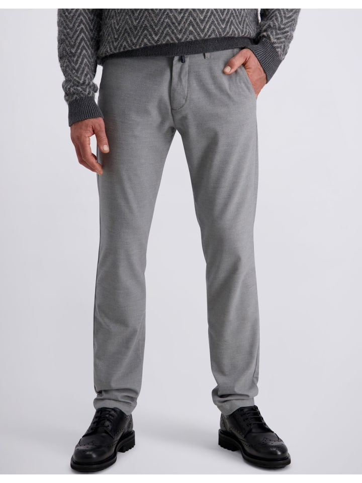 Pierre Cardin Брюки Colmar цвета Mirage Grey
Pierre Cardin Брюки Colmar цвета Mirage Grey