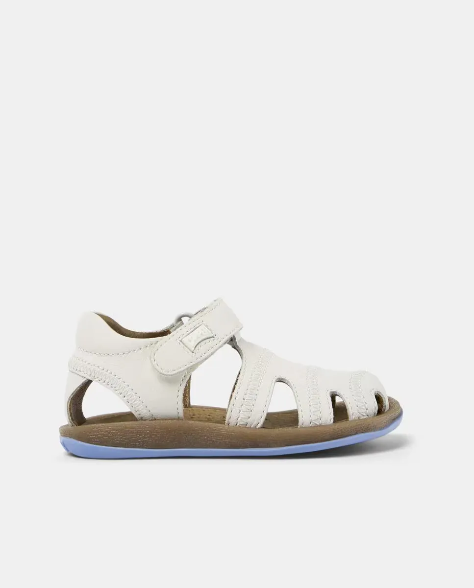 Детские закрытые кожаные сандалии с застежкой на липучке Camper, белый
Детские закрытые кожаные сандалии с застежкой на липучке Camper, белый
